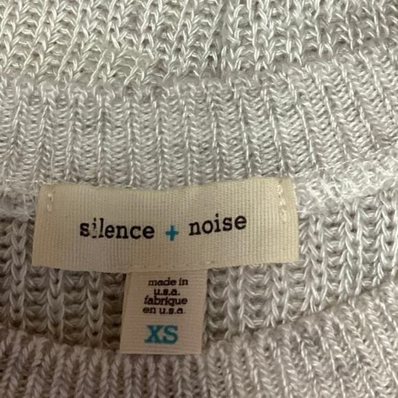 Silence + Noise Gray Knit Sleeveless Crew Neck Cozt Pullover Sweater Top Size XS - Picture 3 of 4